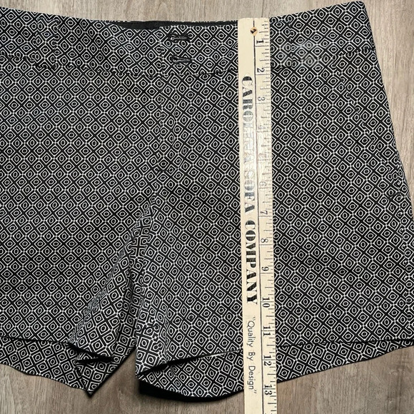 Calvin Klein Black And White Print Casual Comfort Shorts Women’s Size 2 - Picture 9 of 10